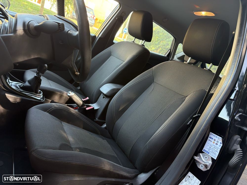 Ford Fiesta 1.0 T EcoBoost Titanium - 14