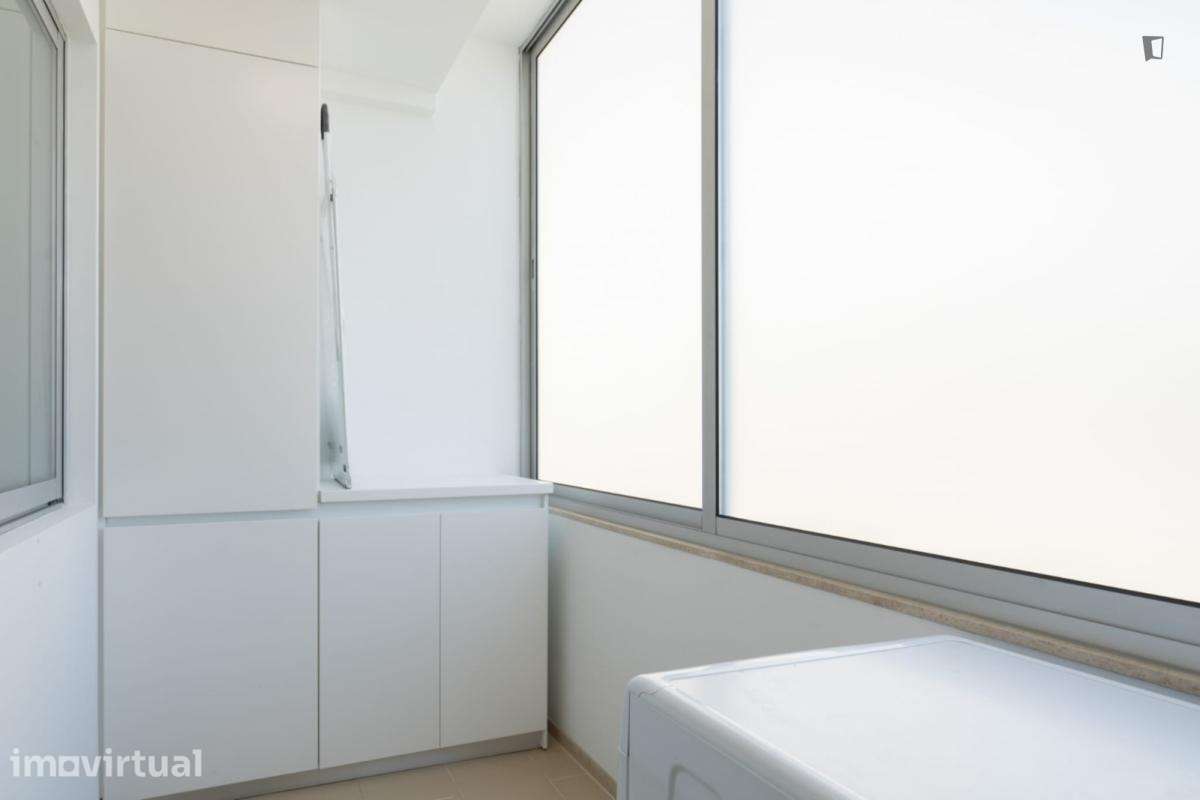 Apartamento com 2 quartos - localizado em Paranhos Porto - Grande imagem: 4/28