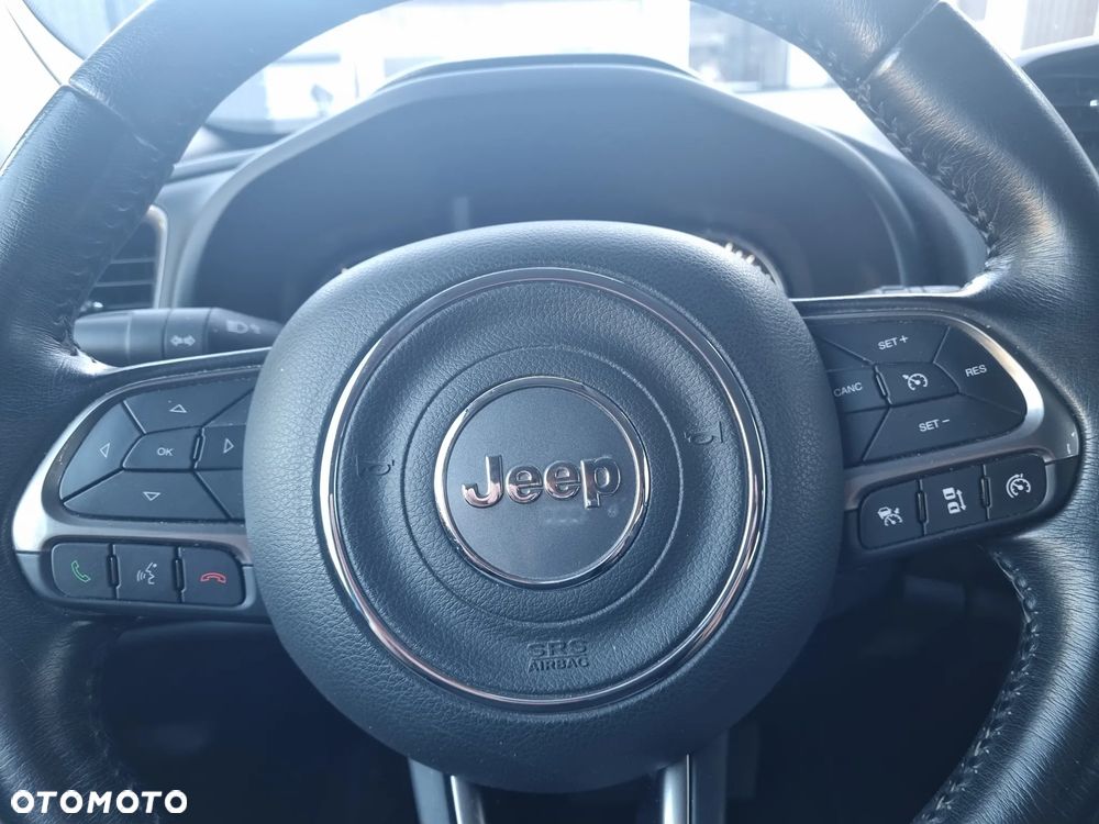 Jeep Renegade 1.3 GSE T4 Turbo Limited FWD S&S - 32