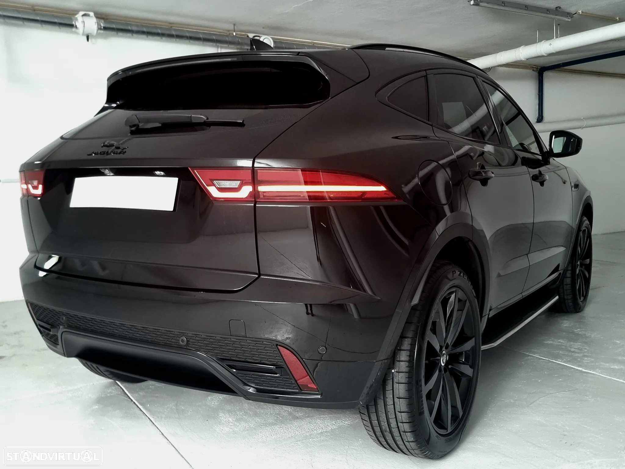 Jaguar E-Pace 1.5 P300e R-Dynamic SE AWD Aut. - 31