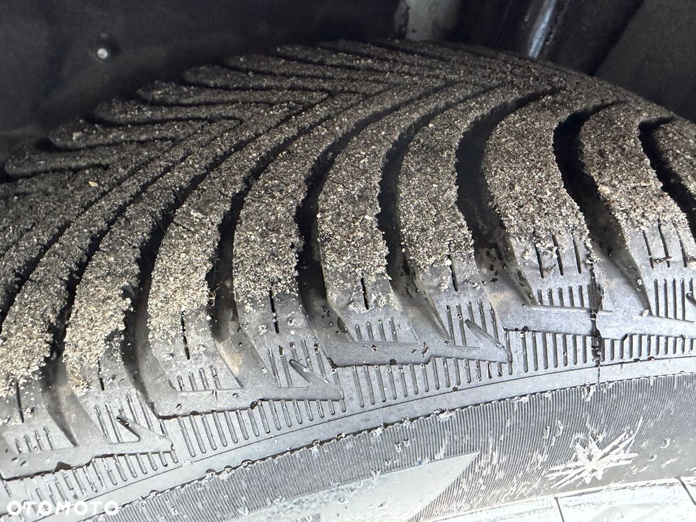 Suzuki Swace 1.8 Hybrid CVT Comfort+ - 17