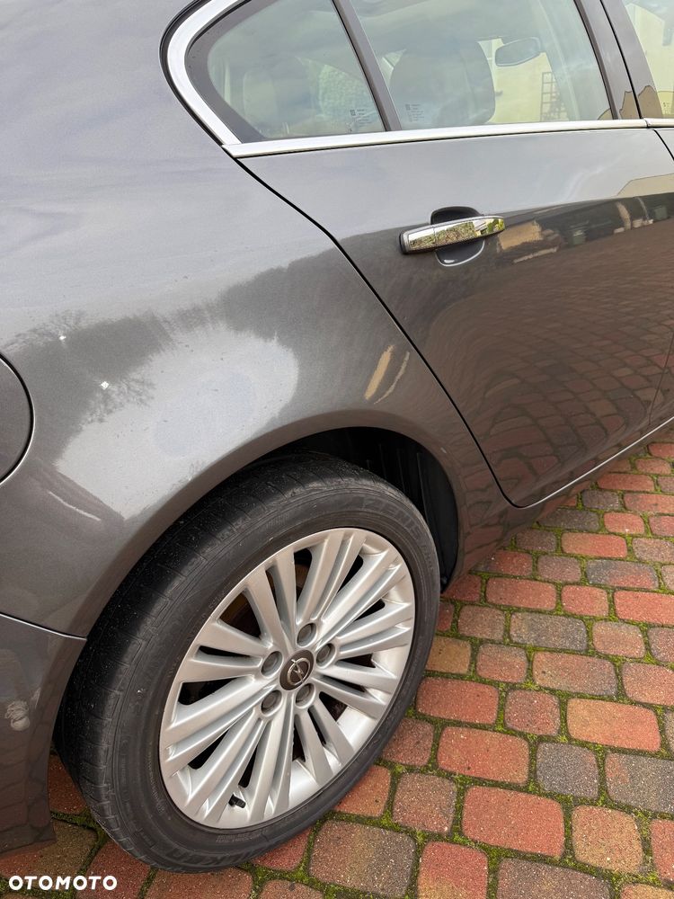 Opel Insignia 2.0 CDTI - 9