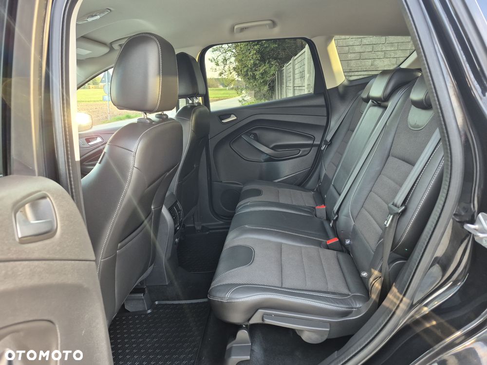 Ford Kuga 2.0 TDCi 2x4 Titanium - 9