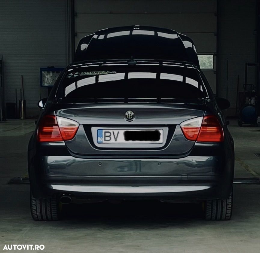 BMW Seria 3 318d DPF - 2