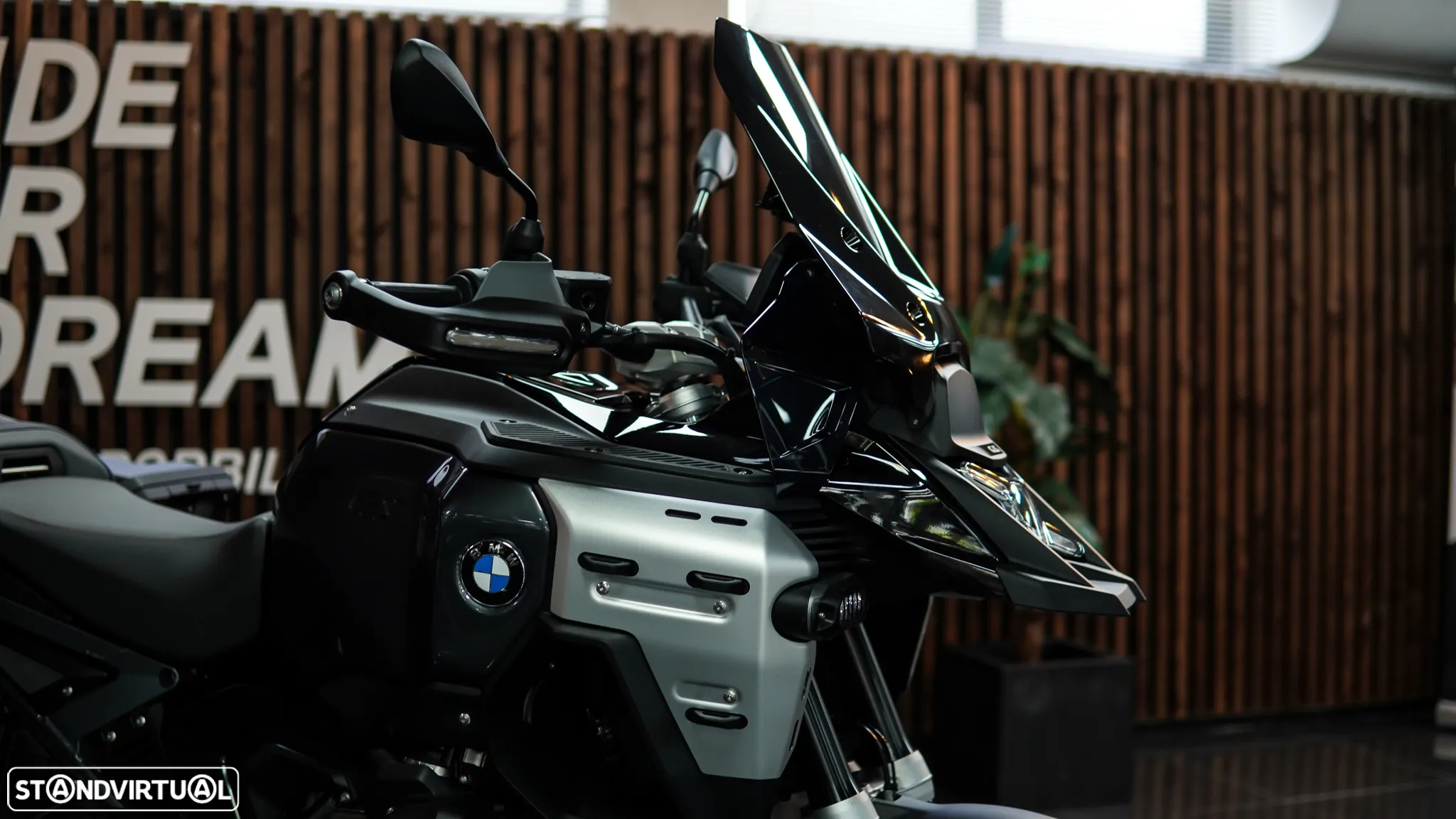 BMW R 1300 GS Adventure TRIPLE BLACK C/ AKRAPOVIC - 35
