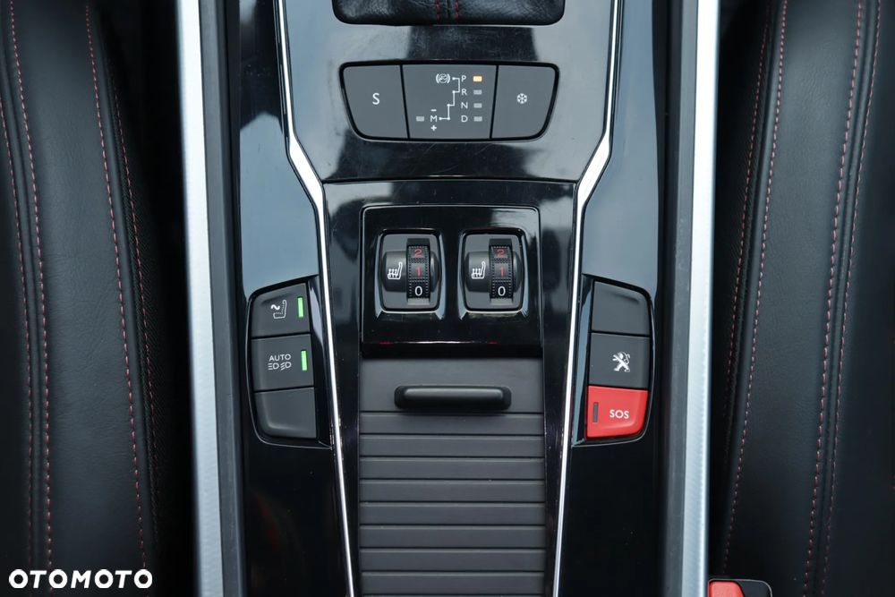 Peugeot 508 BlueHDi 180 EAT6 Stop&Start GT - 32