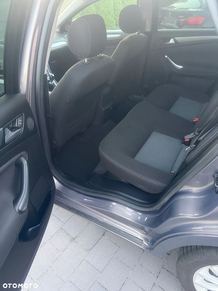 Ford Mondeo 1.6 TDCi Silver X - 12