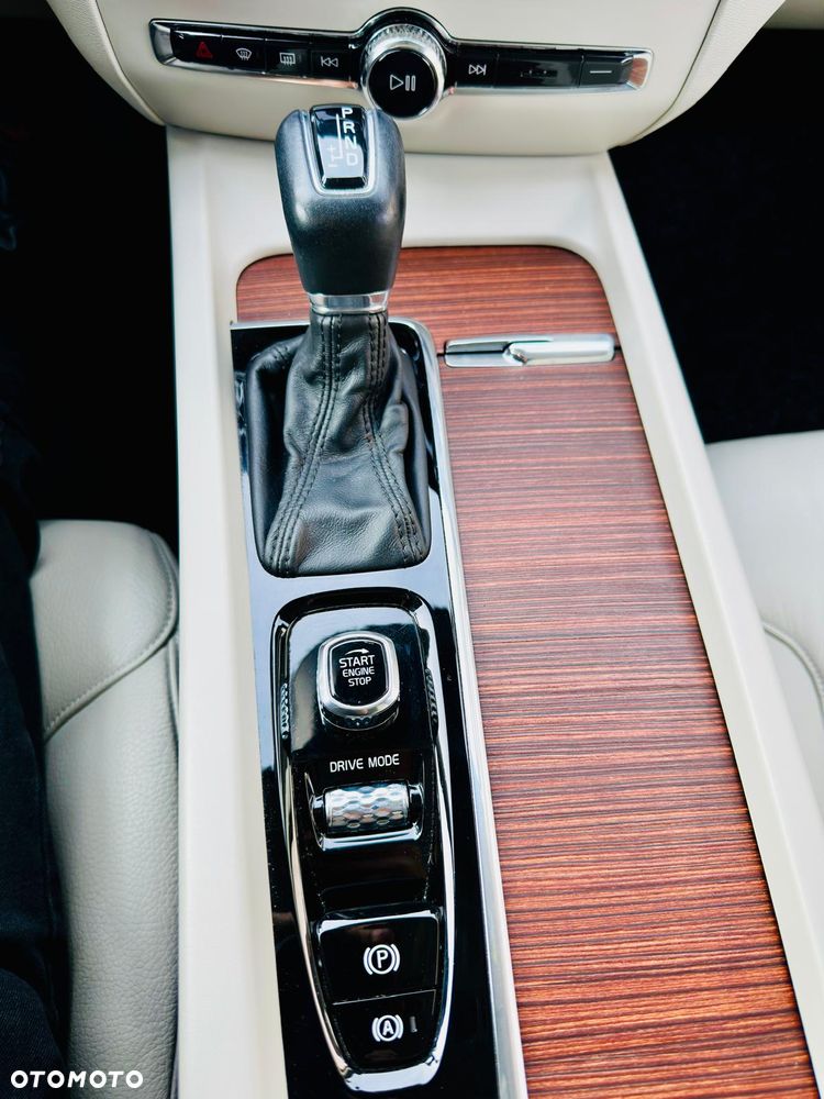 Volvo S60 ver-t6-awd-momentum-pro - 22