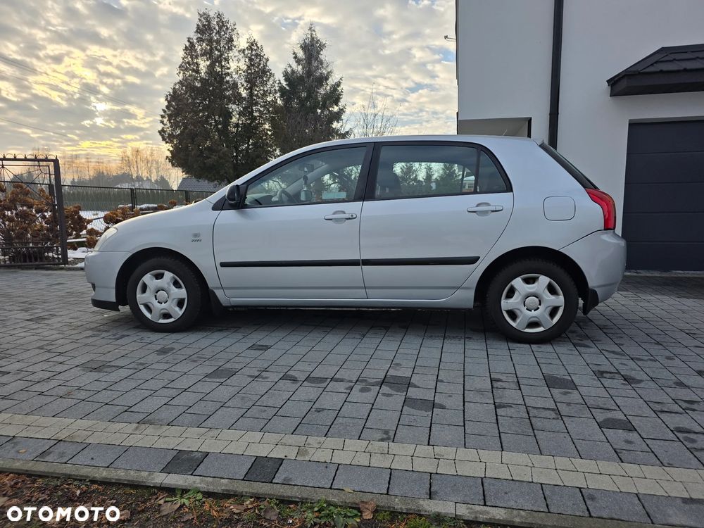 Toyota Corolla 1.4 VVT-i Base - 15