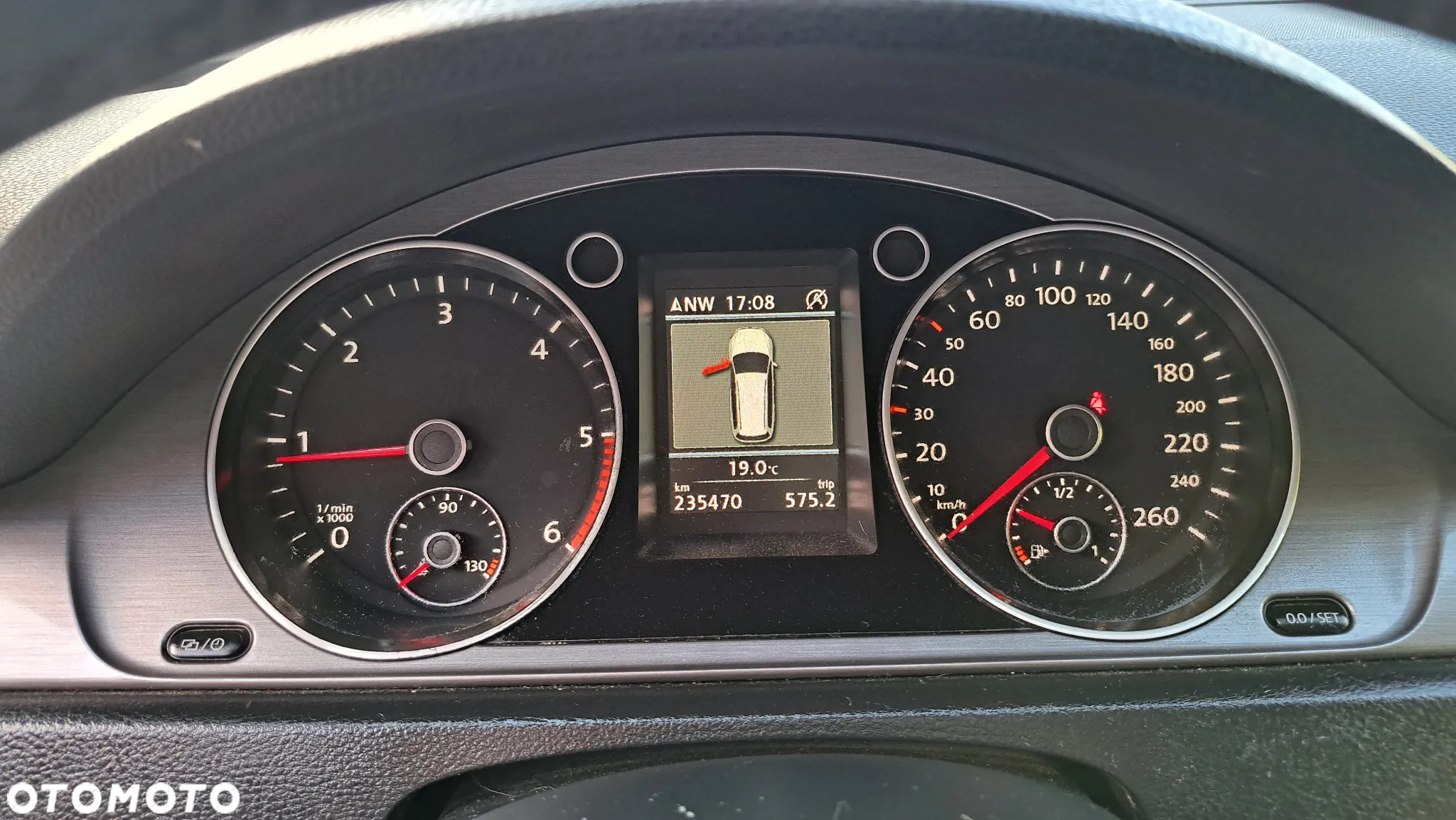 Volkswagen Passat 2.0 TDI Highline DSG - 14