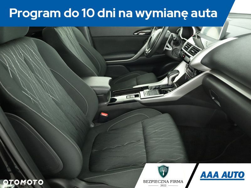 Mitsubishi Eclipse Cross - 8