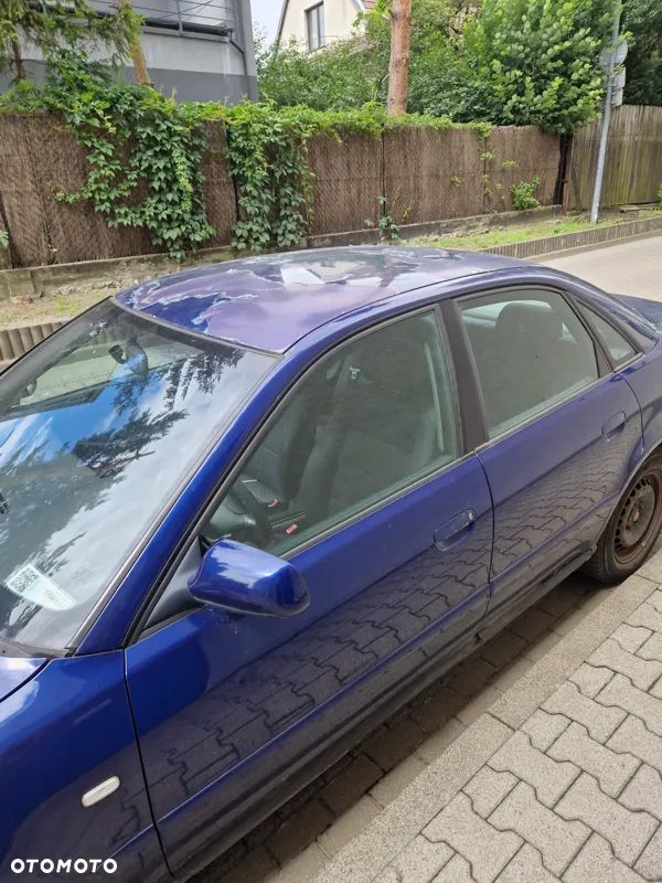 Audi A4 Limousine - 2
