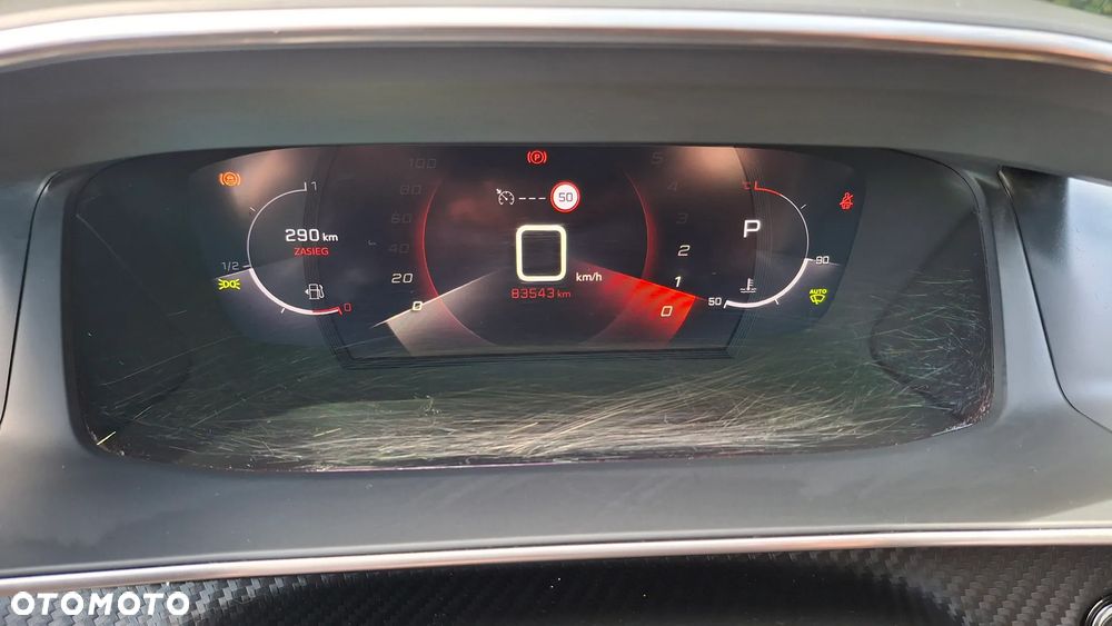 Peugeot 2008 PureTech 130 EAT8 Allure - 22