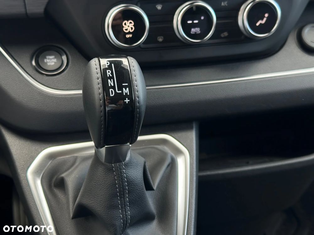 Renault Trafic 2.0 dCi EDC - 15