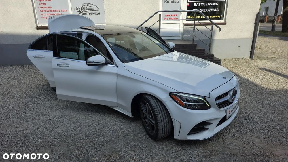 Mercedes-Benz Klasa C 300 4Matic 9G-TRONIC AMG Line - 22