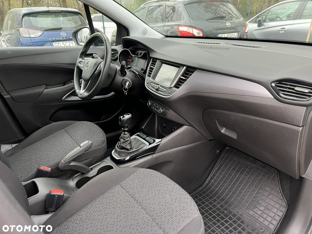 Opel Crossland X - 16