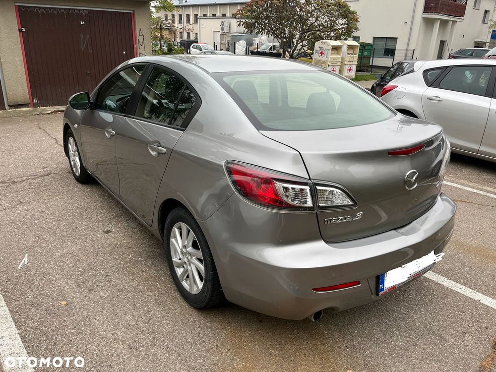 Mazda 3 - 5