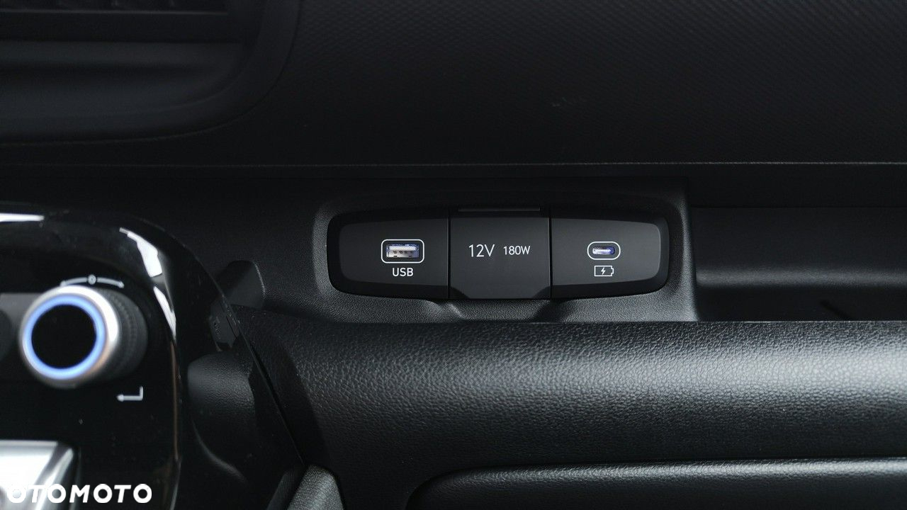 Hyundai Inster - 23