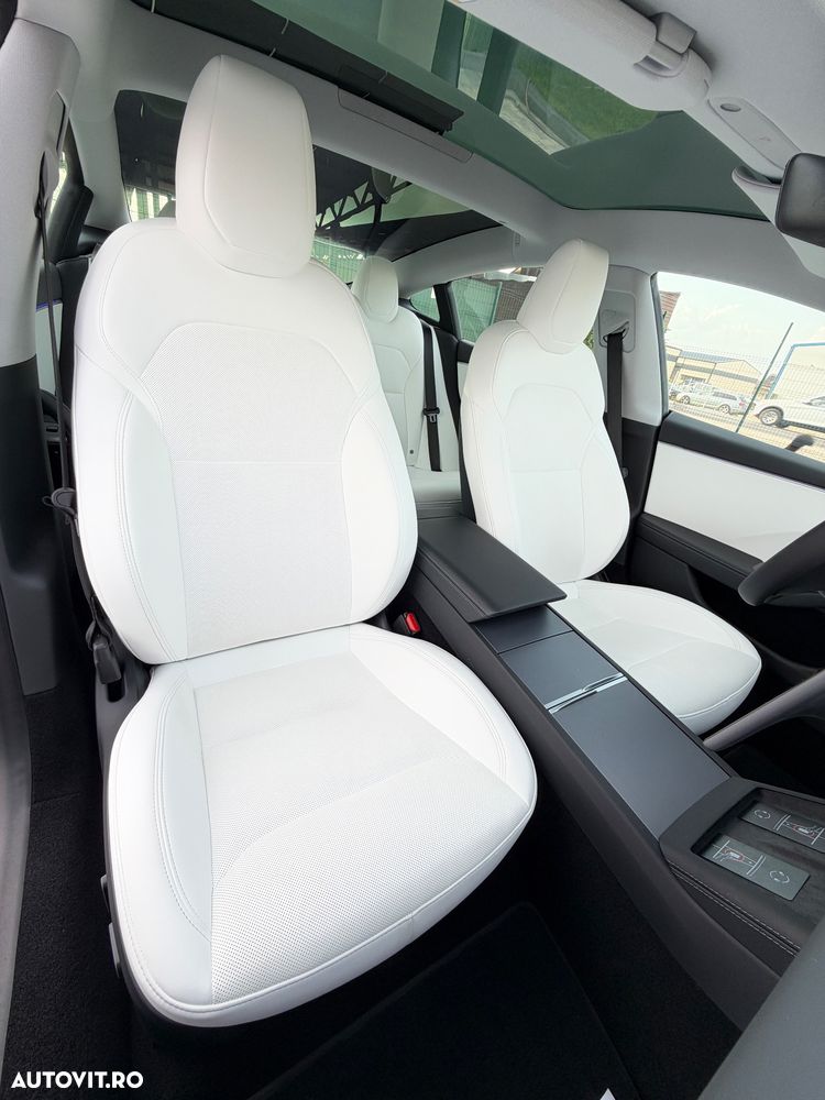 TESLA Model 3 2023 — imagine 21