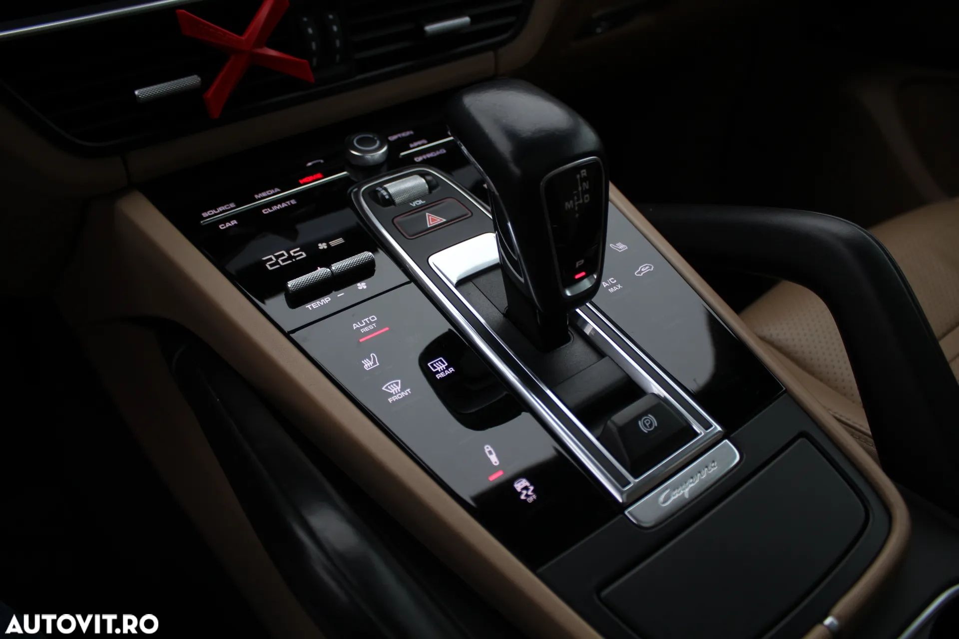Porsche Cayenne Coupe Standard - 16