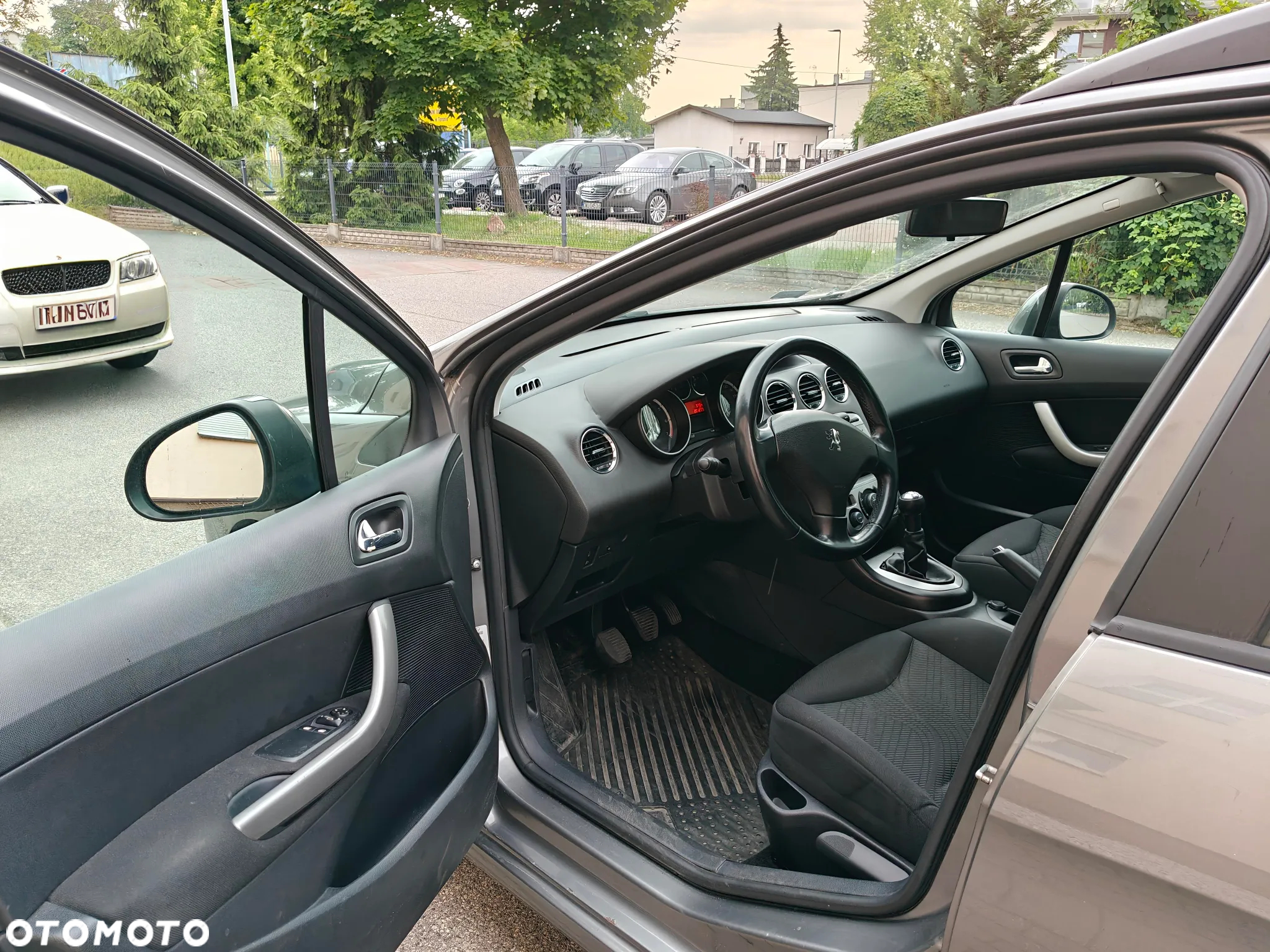 Peugeot 308 1.6 Trendy - 6