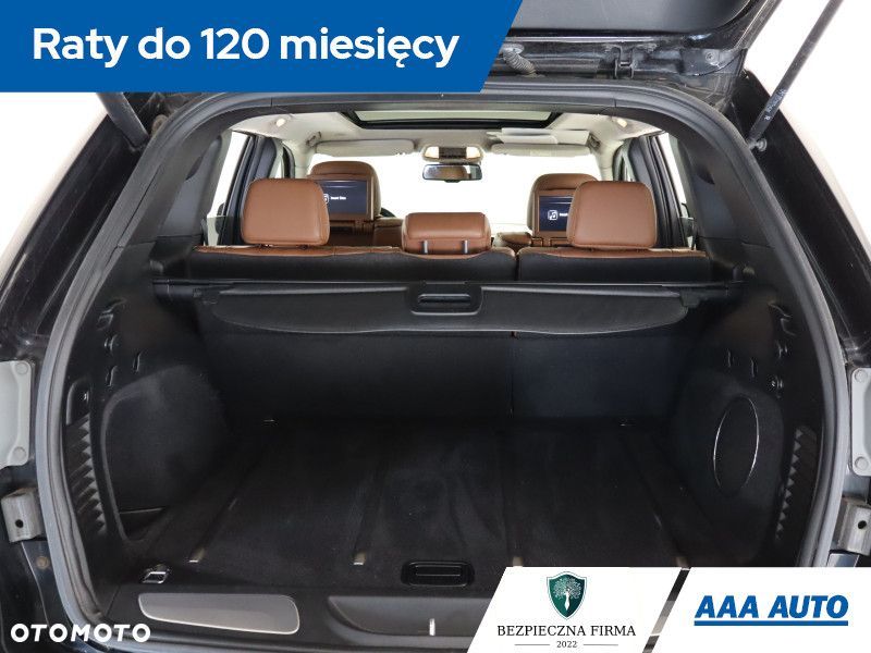 Jeep Grand Cherokee - 16