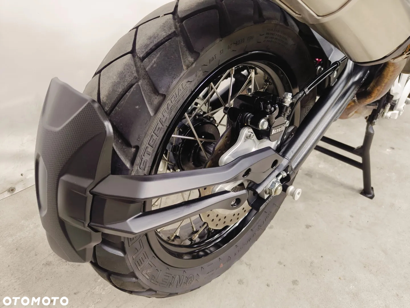 Benelli TRK 502 - 8