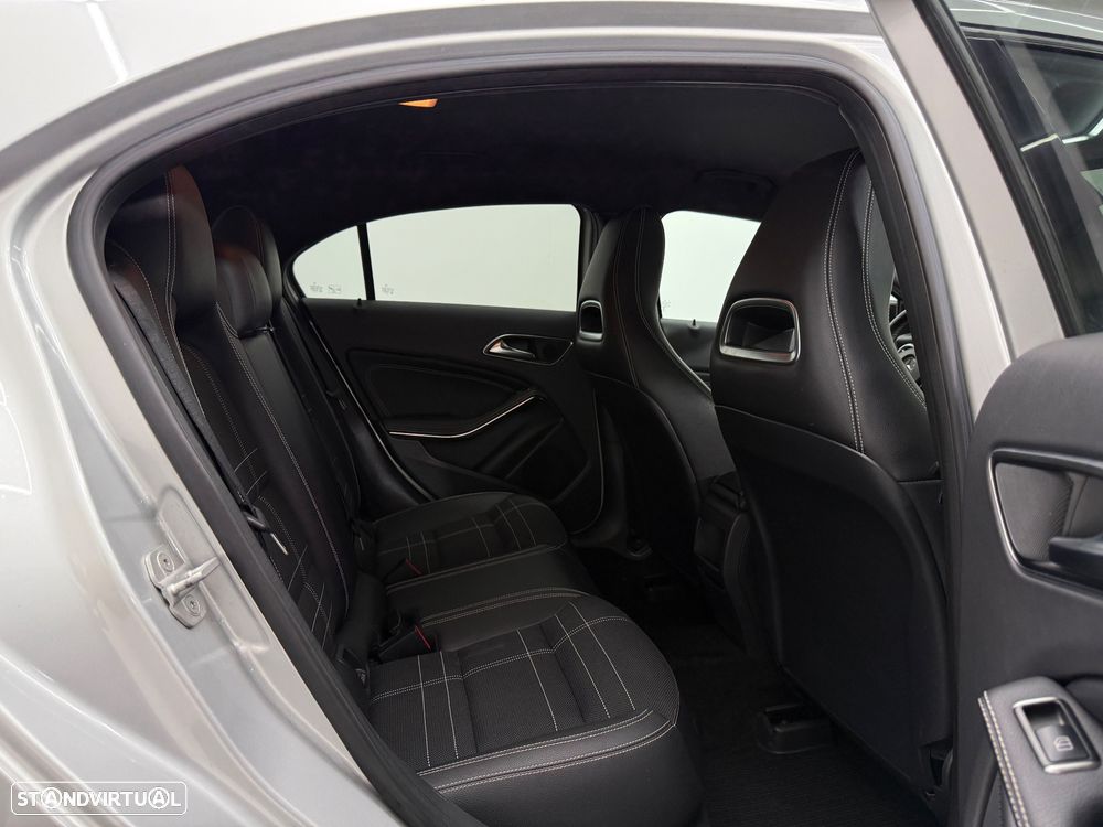 Mercedes-Benz A 180 d Urban - 19