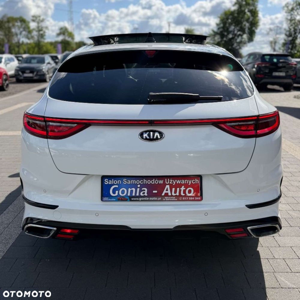 Kia ProCeed 1.6 T-GDI GT DCT - 9