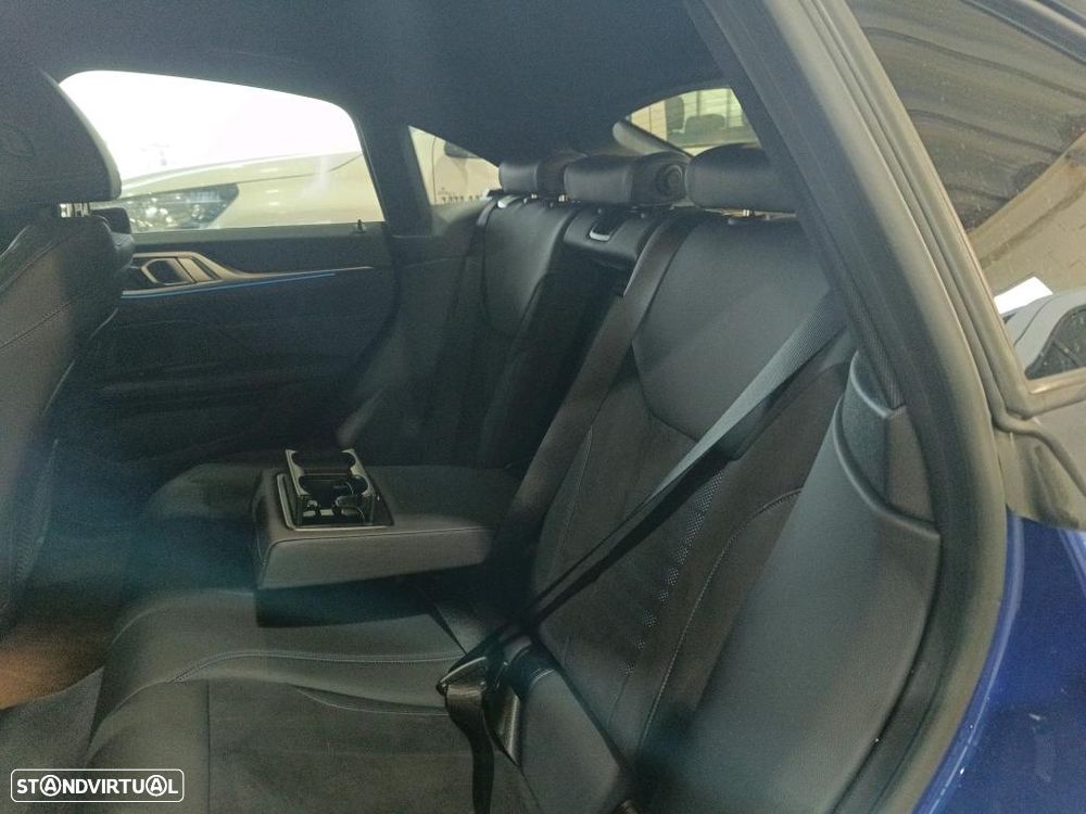 BMW i4 eDrive40 Pack Desportivo M - 9
