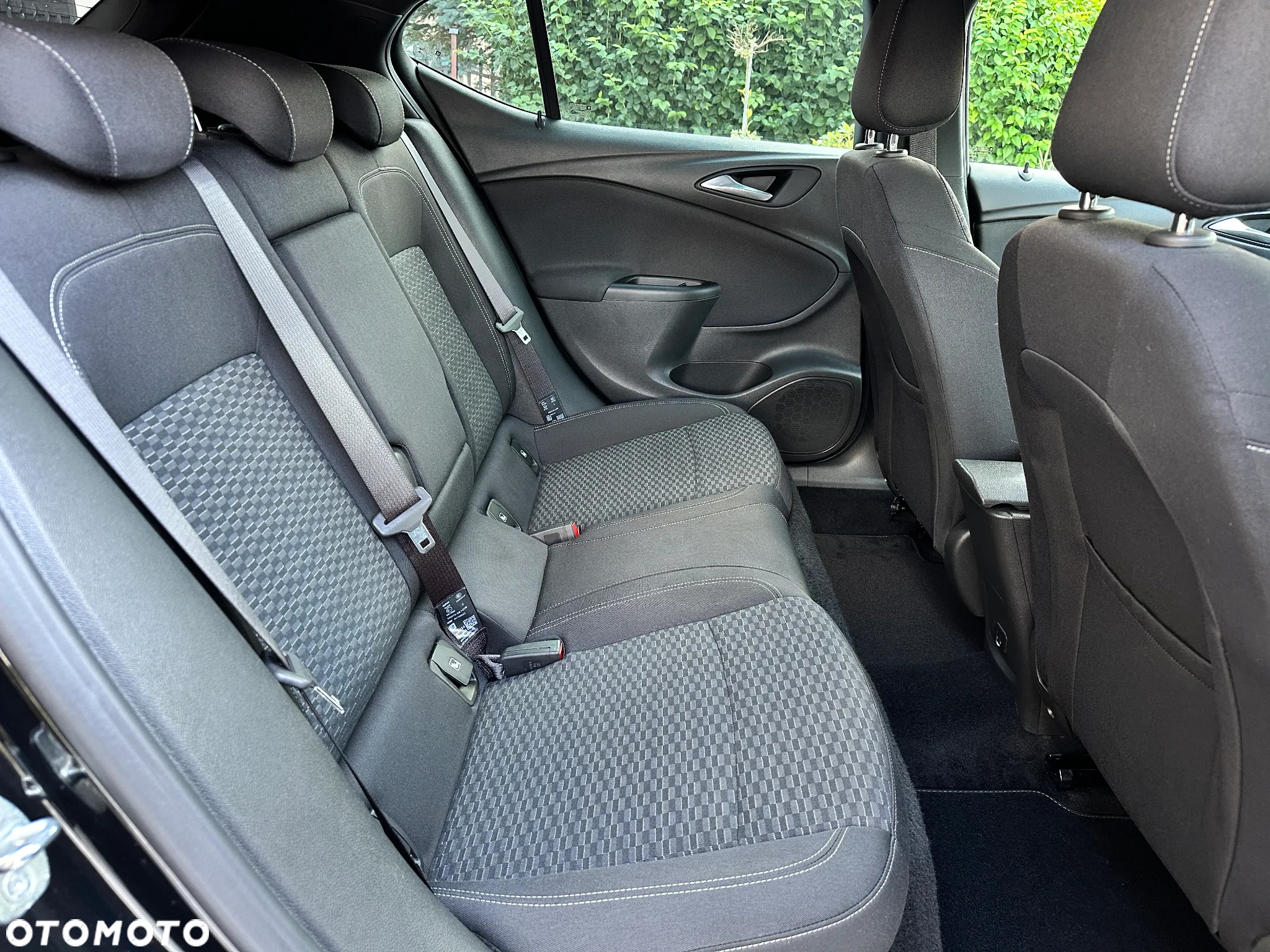 Opel Astra 1.4 Turbo Dynamic - 22