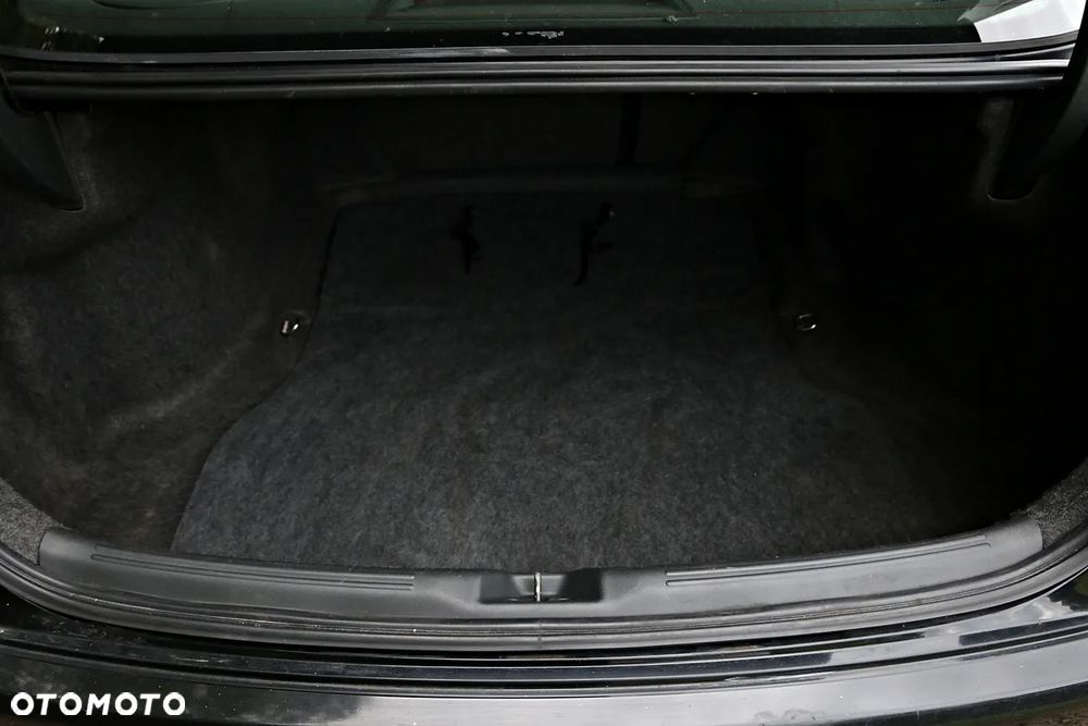Honda Accord 2.0 i Sport - 29