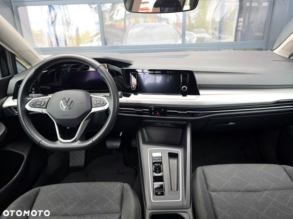 Volkswagen Golf 1.0 eTSI Life DSG - 5