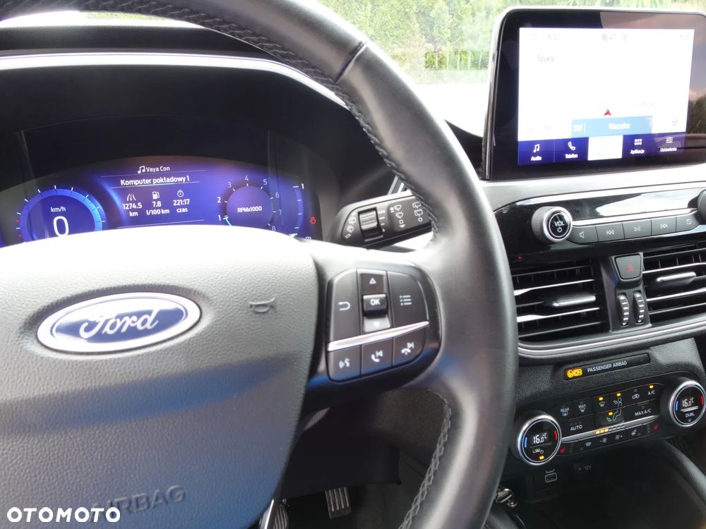 Ford Kuga 1.5 EcoBoost FWD Titanium - 25