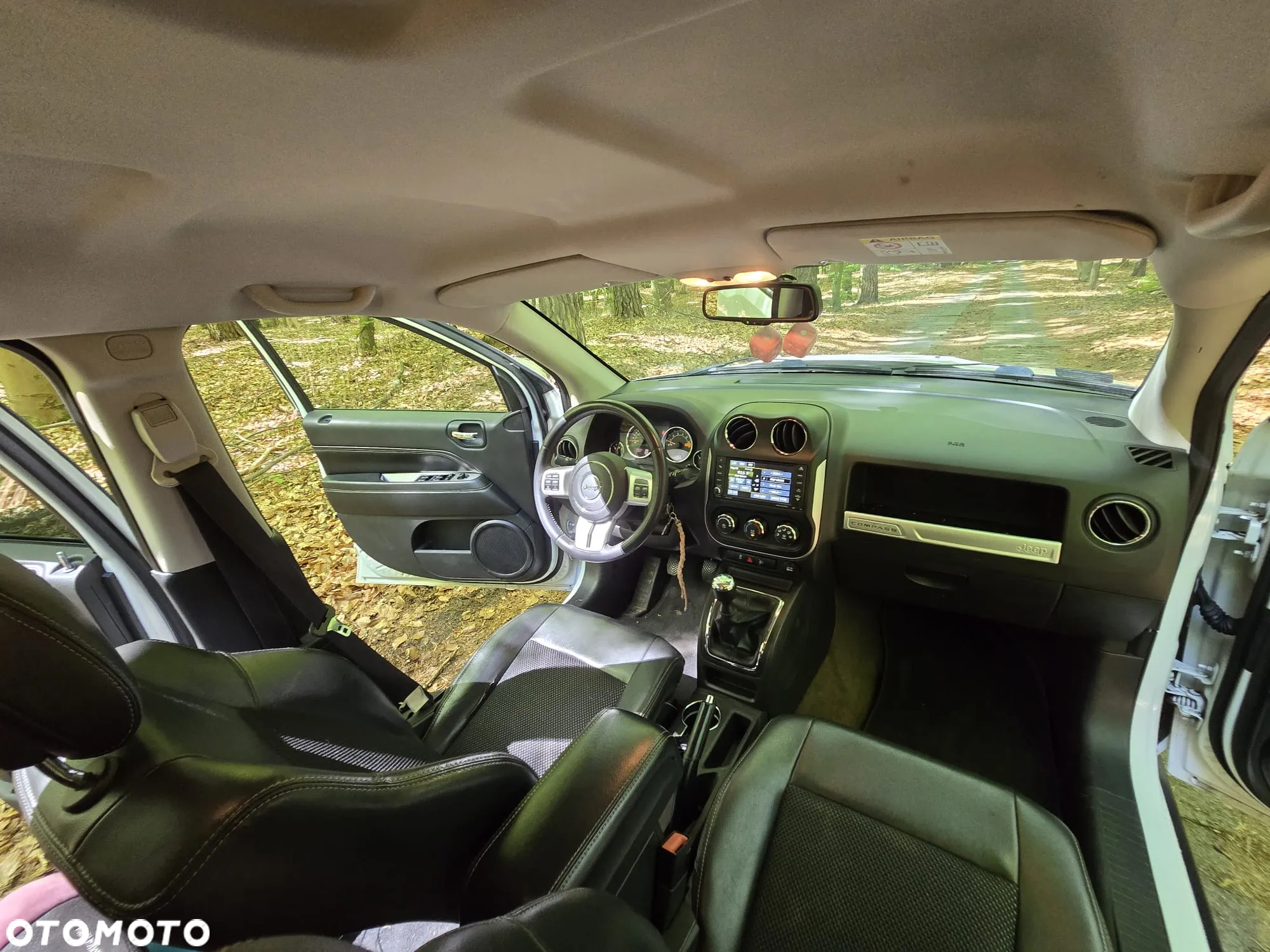 Jeep Compass 2.0 4x2 North - 28