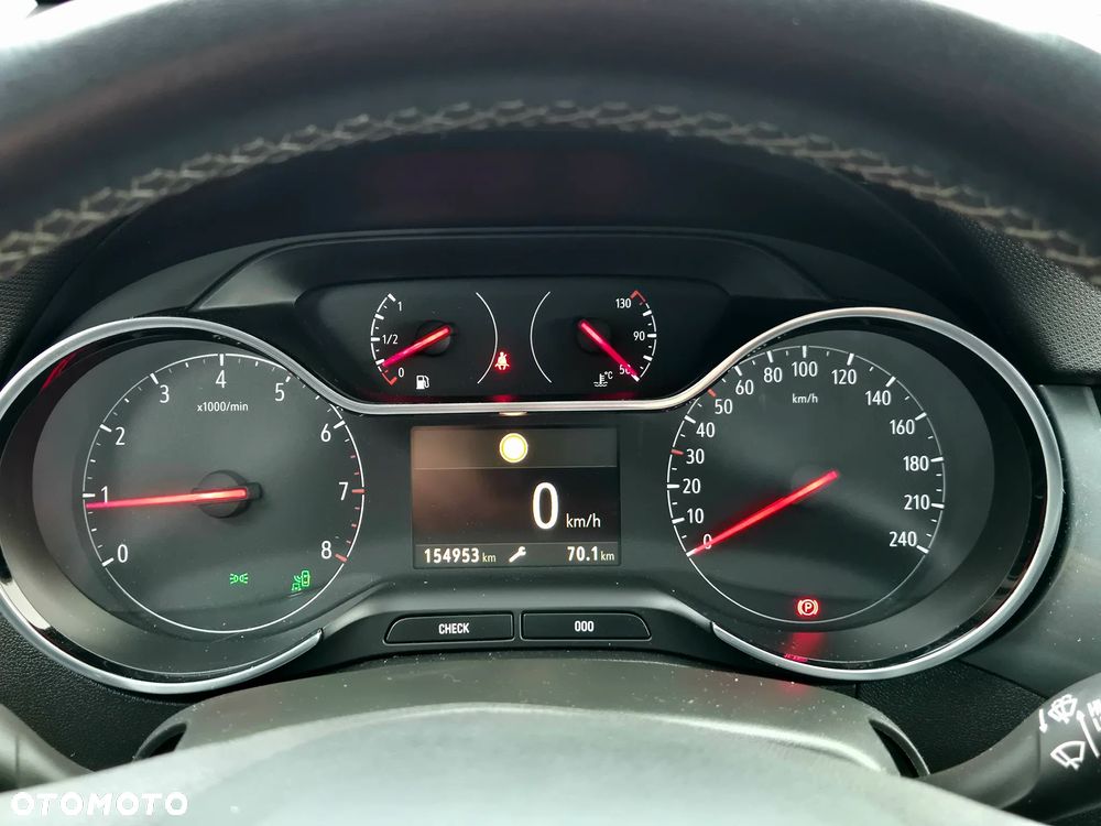 Opel Crossland X - 26