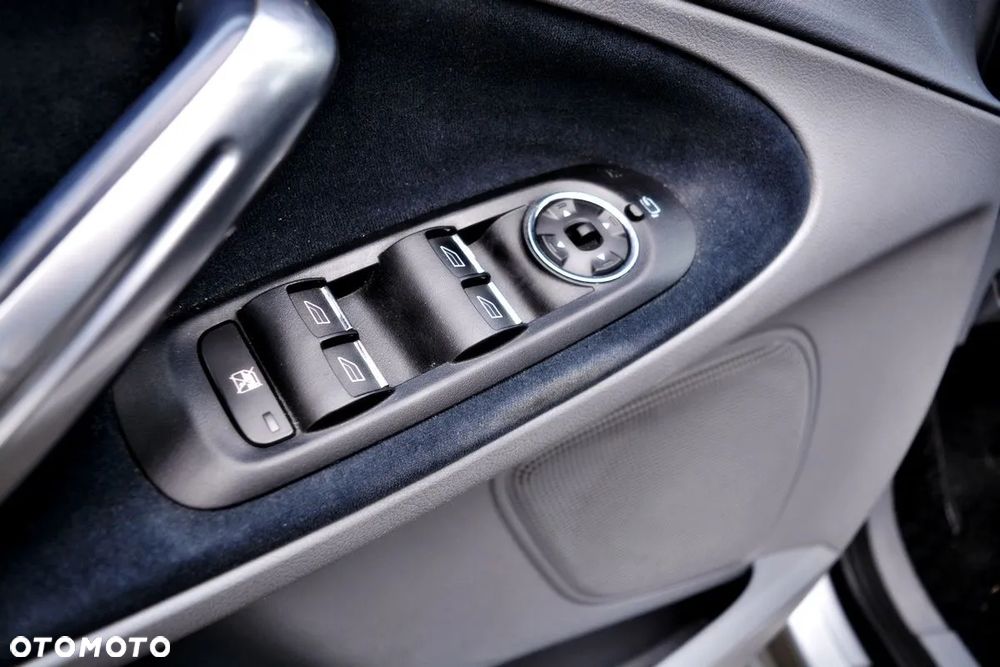 Ford S-Max 2.0 TDCi Titanium - 21