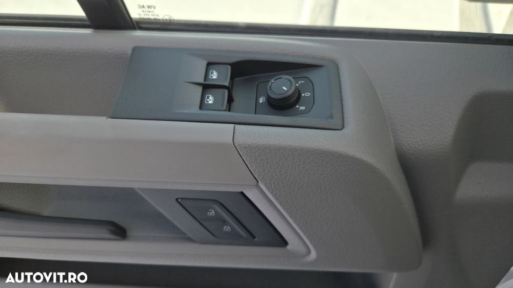 Volkswagen Crafter Furgon L3H3 - 11