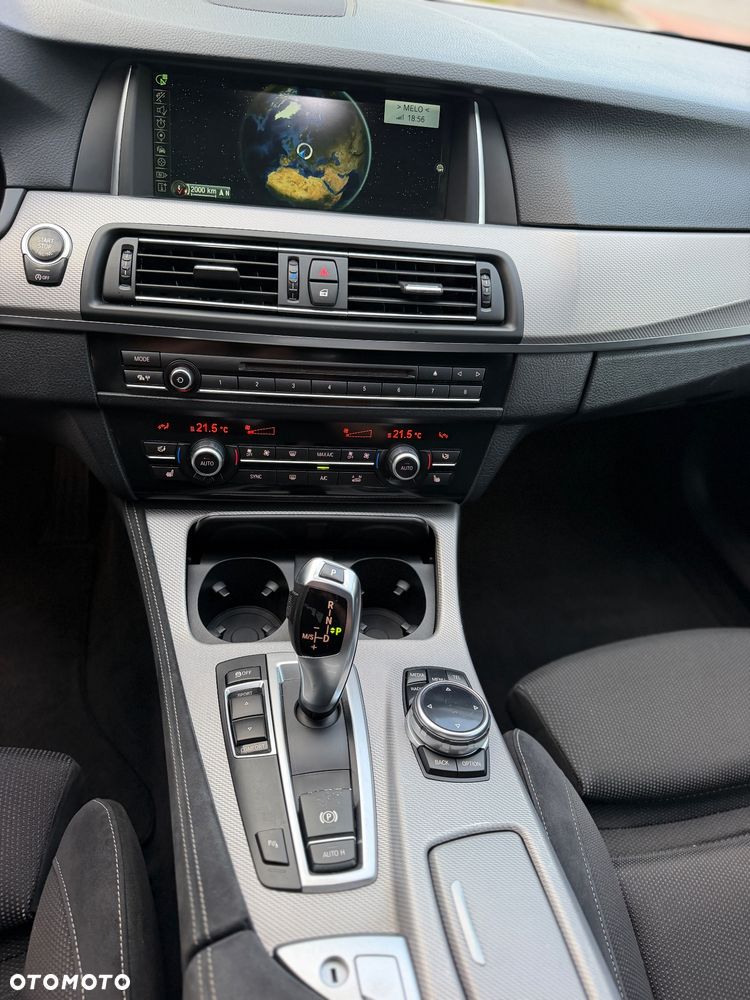 BMW Seria 5 520d Sport-Aut - 12