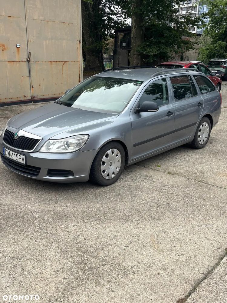 Skoda Octavia 1.6 Family - 3