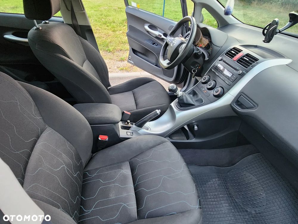Toyota Auris 1.33 VVT-i Life Comfort - 7