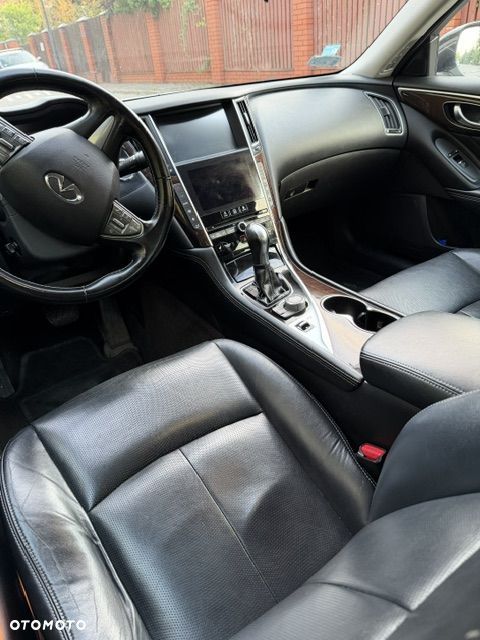 Infiniti Q50 2.2d - 6
