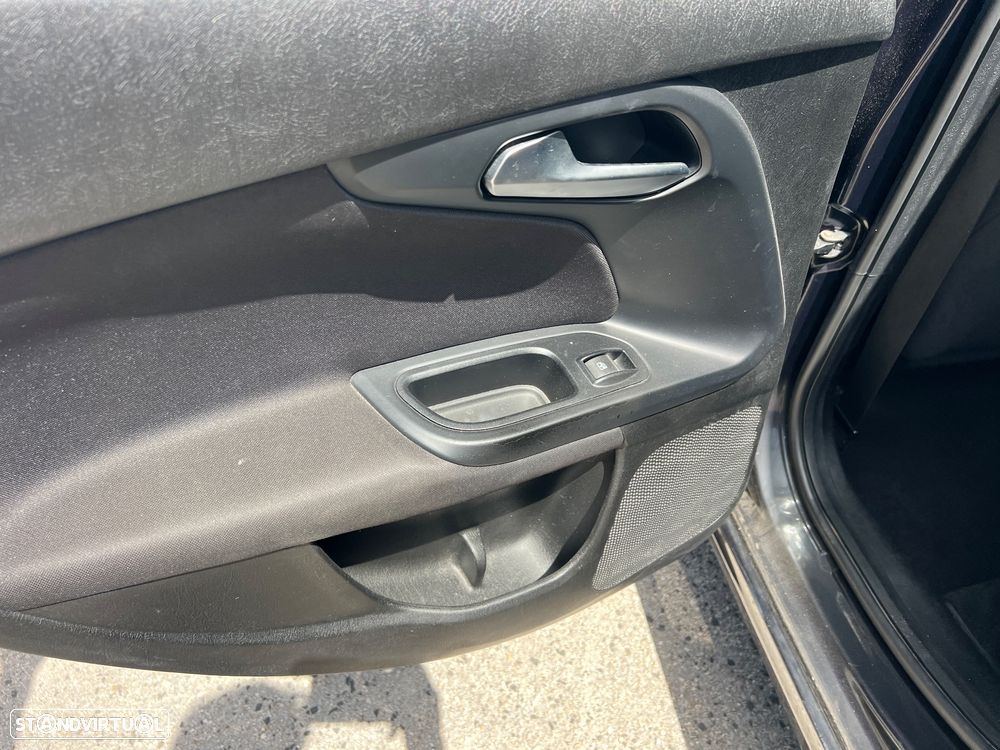 Fiat Tipo - 18