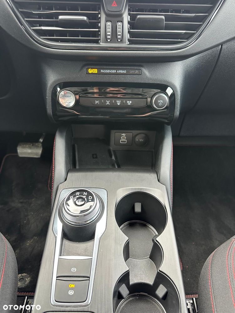 Ford Kuga 2.5 Duratec FHEV ST-LINE - 9