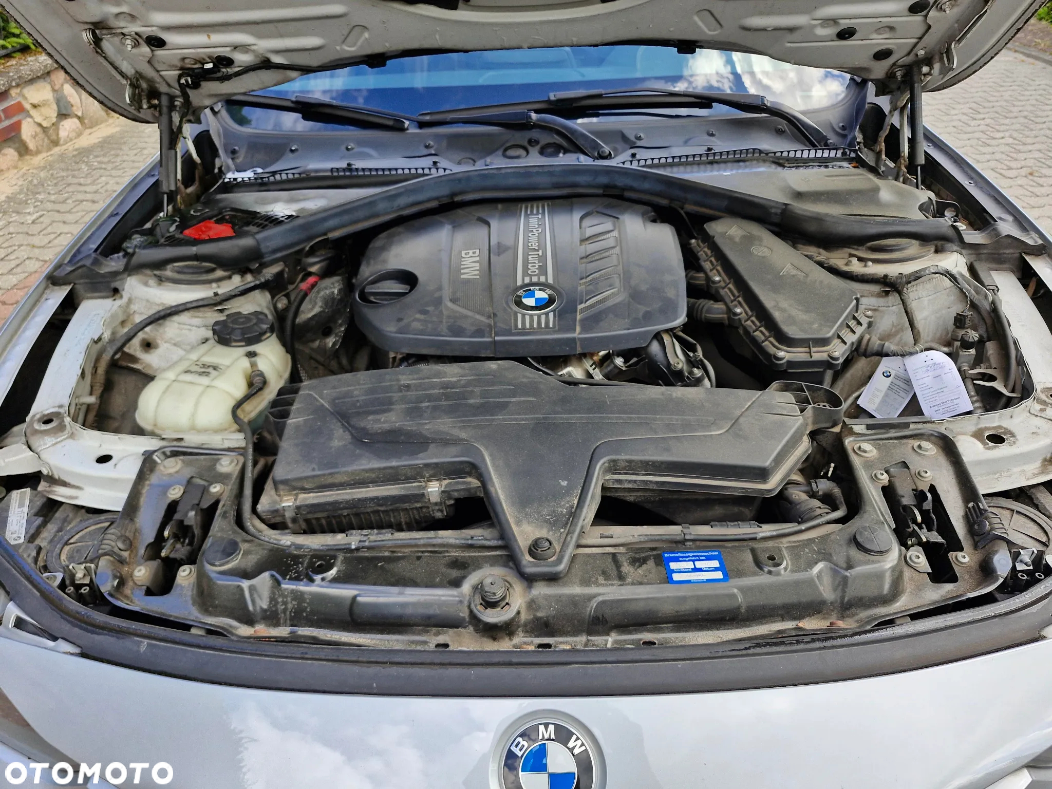 BMW Seria 3 318d DPF Touring Edition Sport - 36