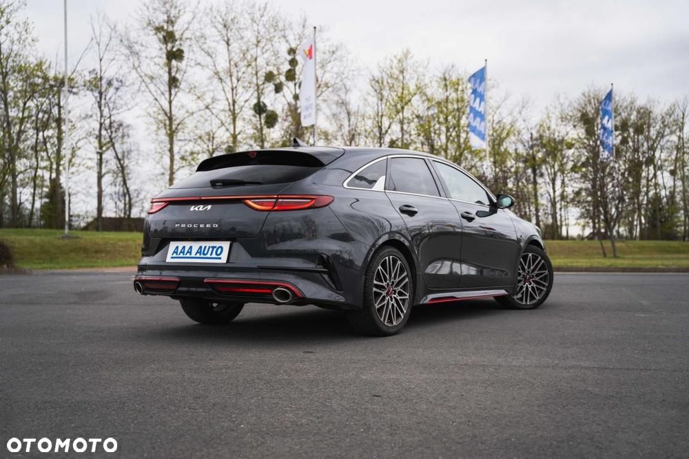 Kia ProCeed - 7