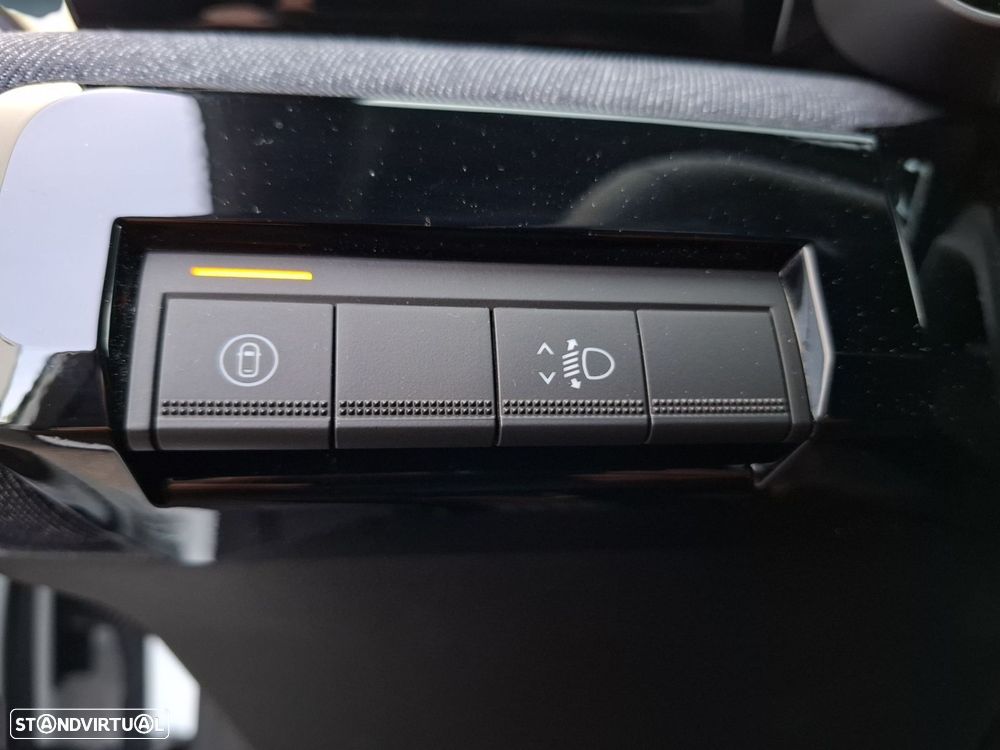Renault 4 E-Tech 52 kWh Techno Autonomia Conforto - 16