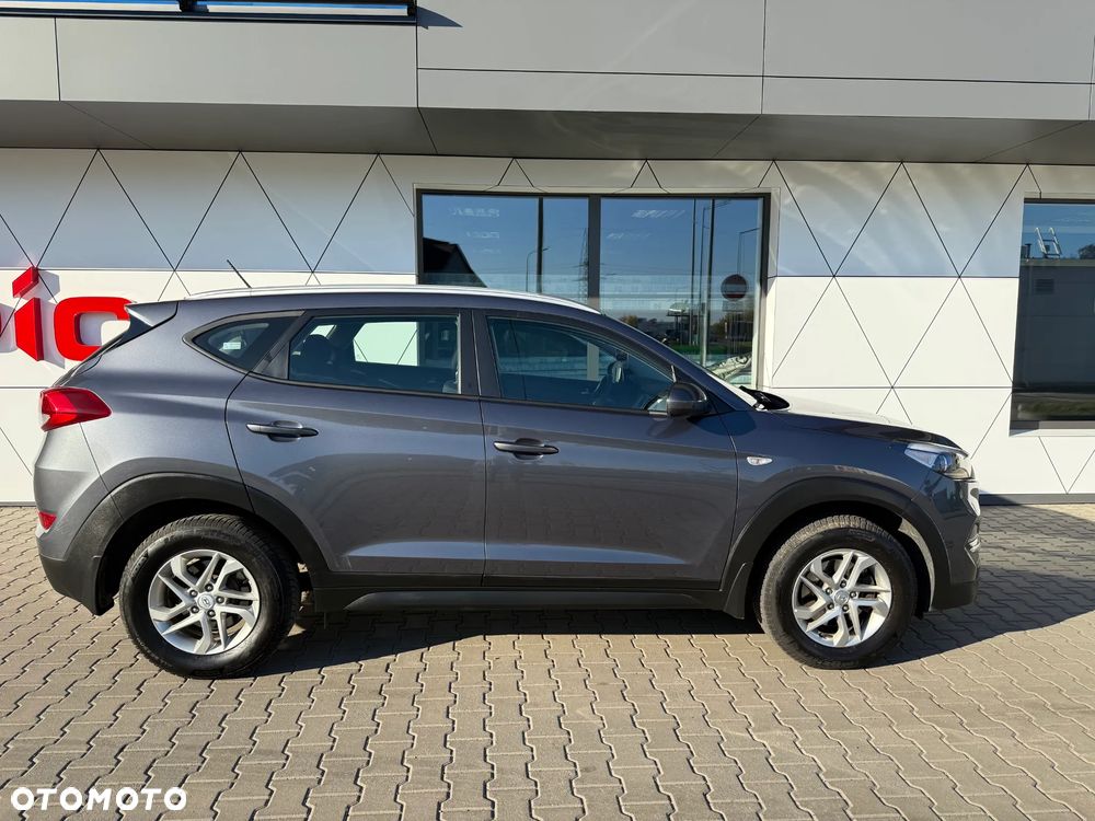 Hyundai Tucson 1.6 GDI BlueDrive GO 2WD - 14