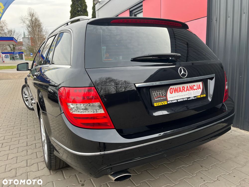 Mercedes-Benz Klasa C 250 (BlueEFFICIENCY) 7G-TRONIC Avantgarde - 7