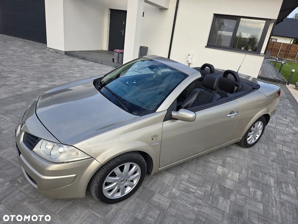 Renault Megane 2.0 16V Expression - 12